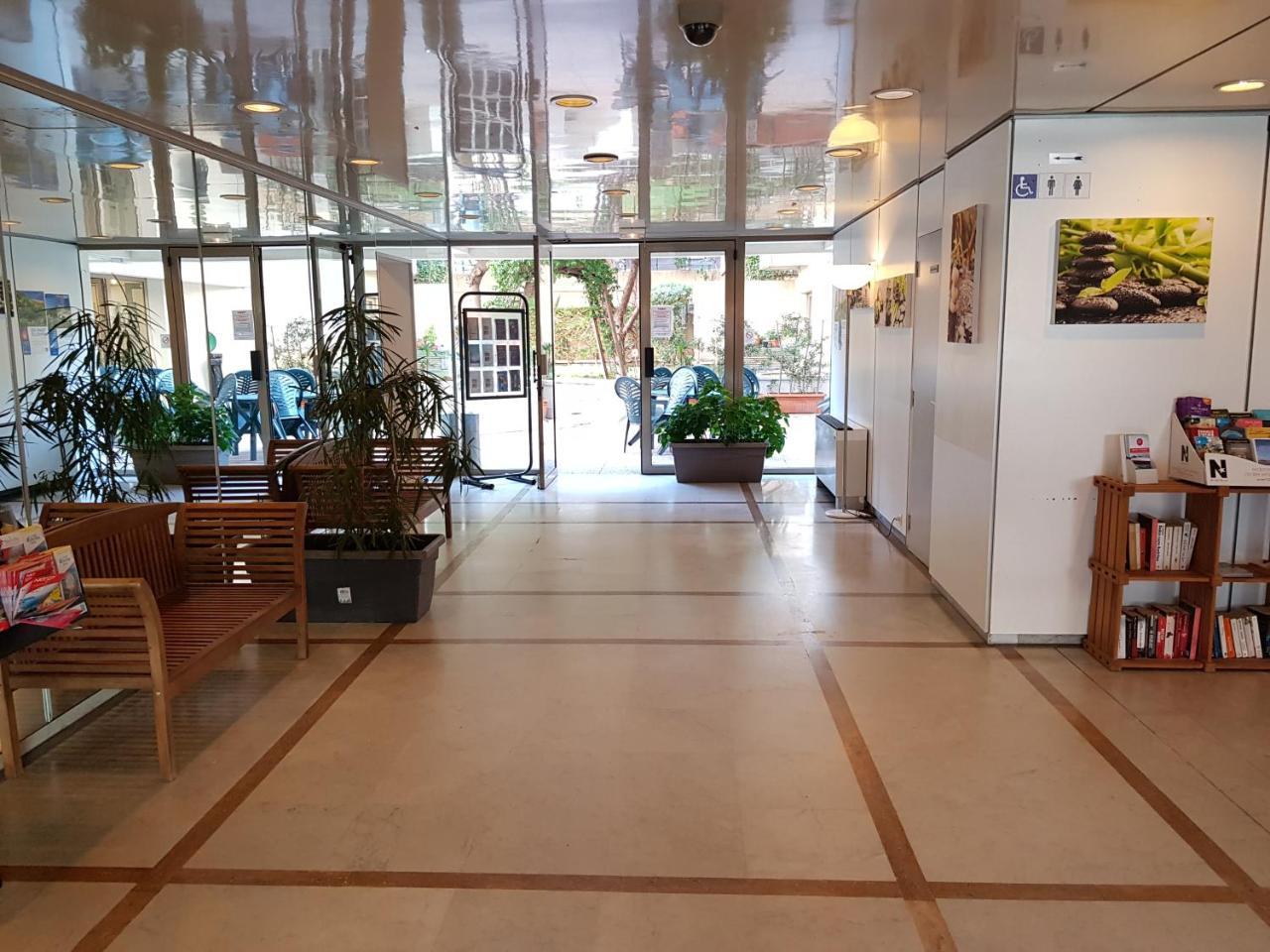 Residence Couleurs Soleil, Juan Les Pins Антиб Екстериор снимка