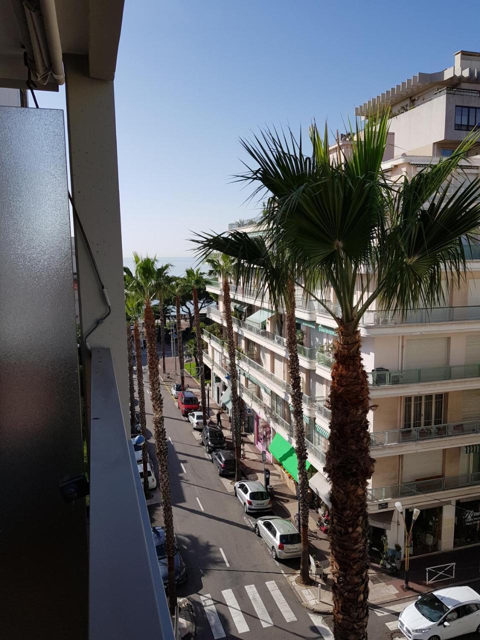Residence Couleurs Soleil, Juan Les Pins Антиб Екстериор снимка